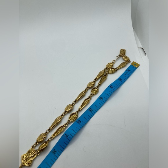 Vtg Goldette Nefertiti Egyptian Gold Tone Medallion w Stones 17” + 7” Drop Rare - Picture 9 of 9